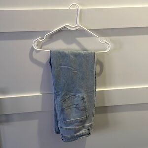 American Eagle Mom Style straight jean